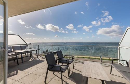 Scherpenisse Apartment | Apartment on Tholen by Oosterschelde Estuary