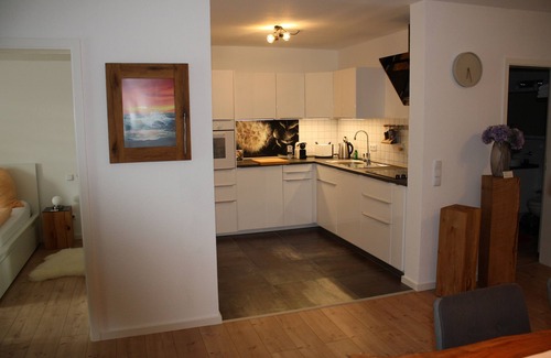 Weil am Rhein Apartment | Apartment only 900 meters from the CH border. Close to Basel & France