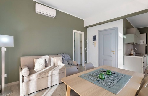 Loano Apartment | Apartment 'Orizzonte' with Private Terrace, Wi-Fi and Air Conditioning