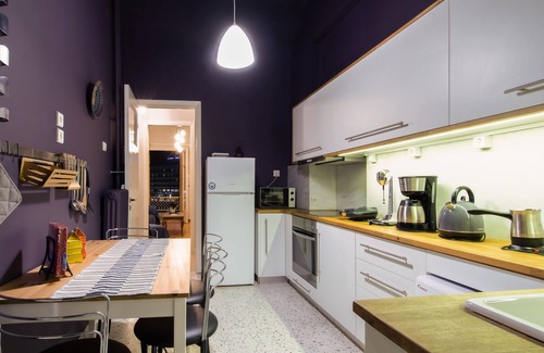 Chalcis Apartment | Apartment overlooking the old bridge.