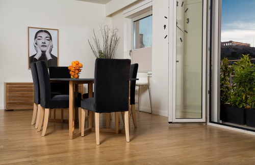 Plaka Apartment | Apartment overlooking the Central Acropolis
