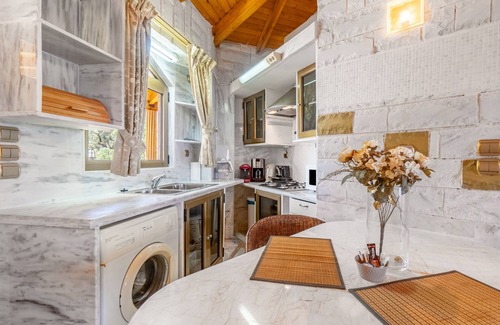 Gaios Apartment | Apartment 'Paco's Resort Luxury Villa 18' with Sea View, Wi-Fi and Air Conditioning