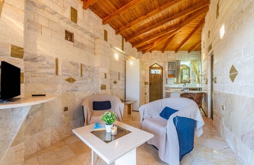 Gaios Apartment | Apartment 'Paco's Resort Luxury Villa 18' with Sea View, Wi-Fi and Air Conditioning