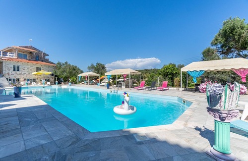 Gaios Apartment | Apartment 'Paco's Superior Double Villa 15' with Sea View, Wi-Fi and Air Conditioning