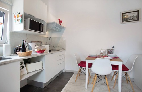 Banzao Apartment | Apartment 'Páteo Da Várzea 2' with Shared Garden and Wi-Fi