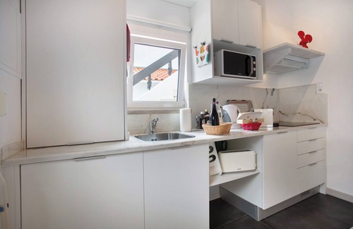 Banzao Apartment | Apartment 'Páteo Da Várzea 2' with Shared Garden and Wi-Fi