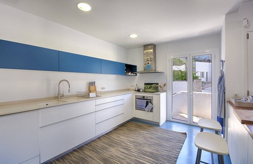 Sa Riera Apartment | Apartment 'Penthouse Sa Riera' with Sea View, Wi-Fi and Air Conditioning