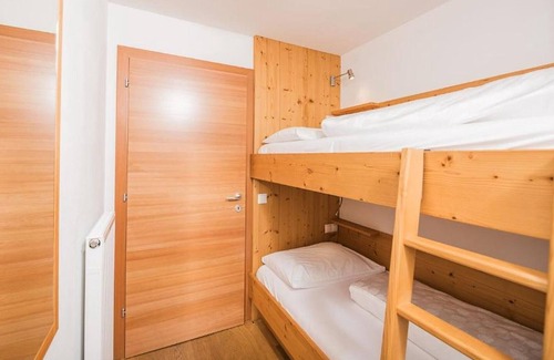 Valle San Silvestro Apartment | Apartment 'Pichlerhof Apt 4' with Mountain View, Shared Garden and Wi-Fi
