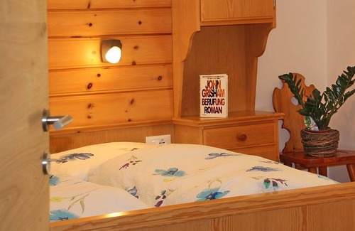 Villnoss Apartment | Apartment "Planatschhof Fermeda" with Mountain View, Balconies & Wi-Fi