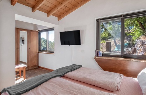 Garafia Apartment | Apartment 'Pool Finca La Placita' with Sea View, Shared Pool and Wi-Fi