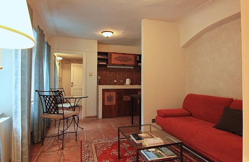 Mala Strana Apartment | Apartment Prokopská - a peaceful Lovers' Retreat near the Charles Bridge