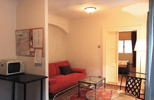 Mala Strana Apartment | Apartment Prokopská - a peaceful Lovers' Retreat near the Charles Bridge