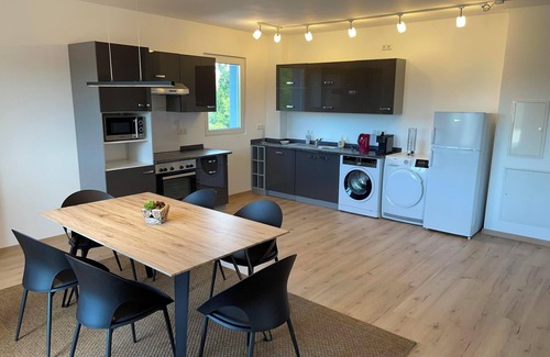 Volkach Apartment | Apartment Promedklinik 1 near the River Main with with offer of wellness massages on site