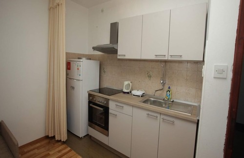 Muline Apartment | Apartment Rada - 150 m from the sea: A3(4) - Muline, Island Ugljan, Croatia