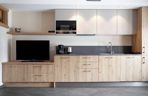 Livigno Apartment | Apartment 'Rasia Residence Relax' with Mountain View, Shared Garden and Wi-Fi
