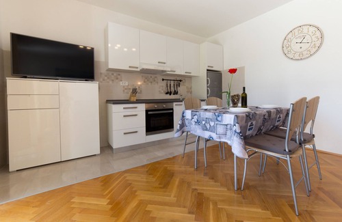 Trinajstici Apartment | Apartment Raspolic - no.2