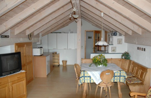 Kreuzfeld Apartment | Apartment Rauschberg for 4 persons with balcony, 67 sqm, kitchenette