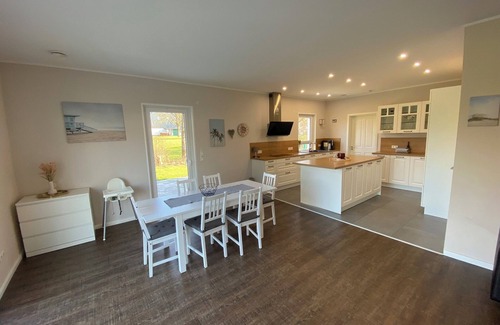 Attendorn Apartment | Apartment 'Repetal' with Private Terrace, Private Garden and Wi-Fi
