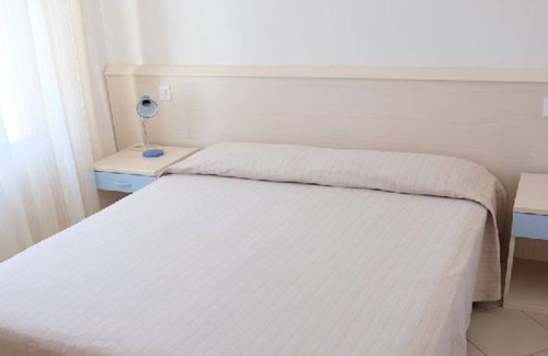 Jesolo Apartment | Apartment 'Residence Rubino Benelux 01' with Shared Pool, Private Terrace and Air Conditioning