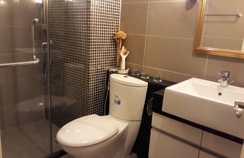 Wat Bowon Niwet Apartment | Apartment residence (Condominium)