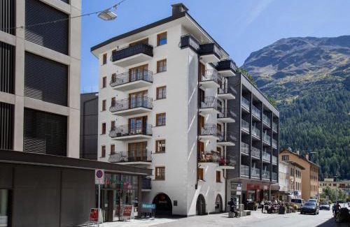 Celerina-Schlarigna Apartment | Apartment Residenz Cresta Kulm B26 by Interhome