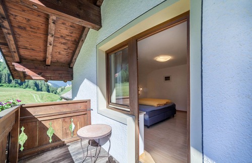 Curon Venosta Apartment | Apartment "Rieglhof Hennennest" with Mountain View, Garden & Wi-Fi