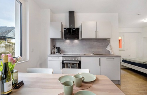 Trittenheim Apartment | Apartment 'Rieslingglück' with Wi-Fi