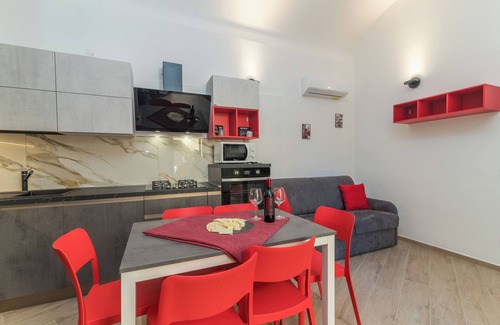 La Maddalena Apartment | Apartment 'Rifla Vacanze' with Terrace & Wi-Fi
