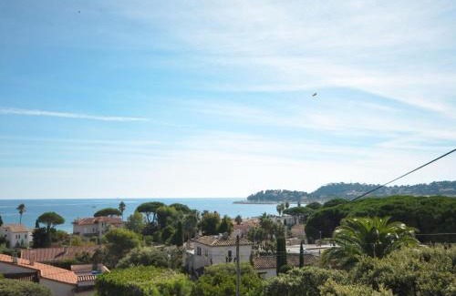 Cavaliere Apartment | Apartment Riva Bella-2 by Interhome
