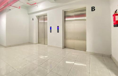 Cikarang Apartment | Apartment Riverdale by Dani room