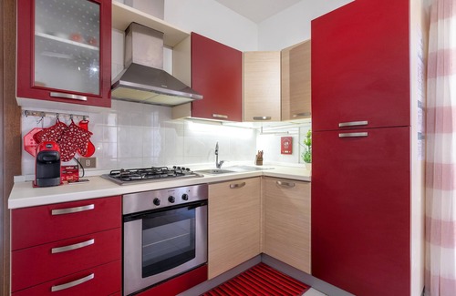 Lido Apartment | Apartment 'Riviera House' with Wi-Fi and Air Conditioning
