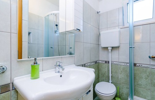 Banici Apartment | Apartment & Rooms Maždin - Triple Room with Mountain View (Soba Standard)