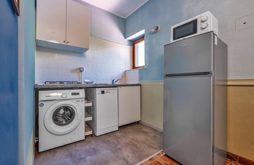 Capalbio Apartment | Apartment 'Rosaspina - 7' with Shared Pool, Shared Terrace and Air Conditioning