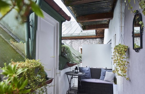 Gmain Apartment | Apartment Rosengasse 2, up to 2 people, 30sqm, terrace with garden view
