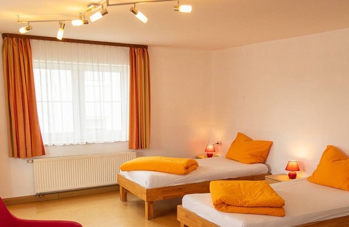 Neuler Apartment | Apartment Rosenrot, 70 square meters, 2 bedrooms, max. 5 people