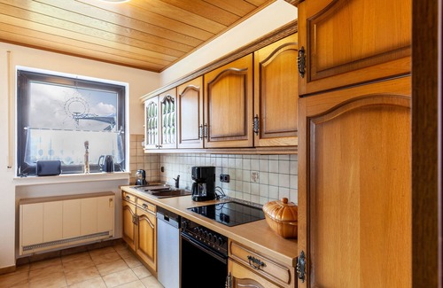 Neunkirchen Apartment | Apartment 'Rosi's Ferienwohnung' with Mountain View, Shared Terrace and Wi-Fi