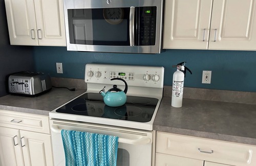 Port Charlotte Apartment | Apartment Rotonda West, FL Lakeview Condo 2 bed/2 bath