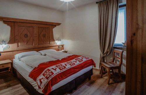 Valdidentro Apartment | Apartment 'Rustico Pradella Apartments' with Mountain View, Shared Terrace and Wi-Fi