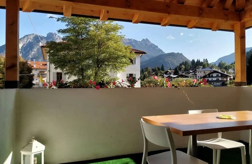 Lorenzago di Cadore Apartment | Apartment 'Stella Mattutina' with Mountain View, Private Terrace and Wi-Fi