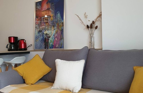 Saint-Cyr-l'Ecole Apartment | Apartment Saint-Cyr-l'École, 2 bedrooms, 5 persons