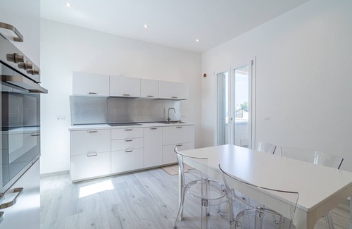 Augusta Apartment | Apartment 'Sbarco Dei Turchi' with Sea View, Wi-Fi and Air Conditioning