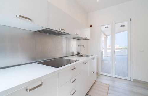 Augusta Apartment | Apartment 'Sbarco Dei Turchi' with Sea View, Wi-Fi and Air Conditioning