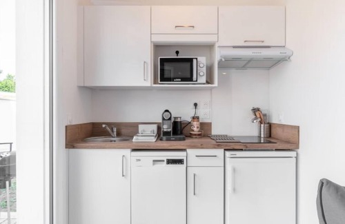 Mimizan-Plage Apartment | Apartment SC G01 by Interhome