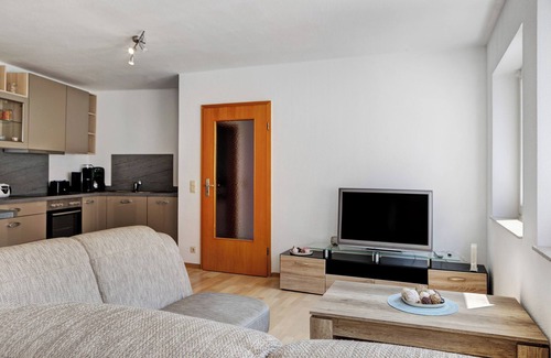 Waltershausen Apartment | Apartment 'Schöne 2-Raum-wohnung Im Zentrum' with Wi-Fi