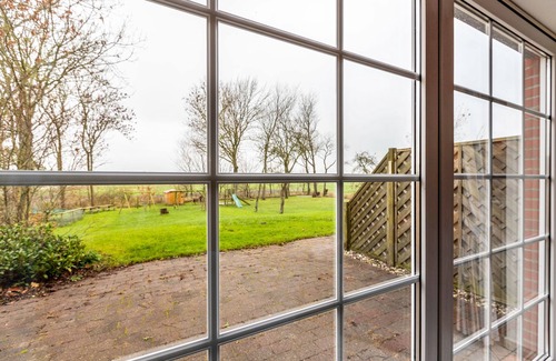 Westerhever Apartment | Apartment "Schäferhof Dircks 1" with Garden & Wi-Fi