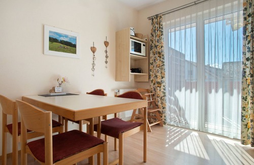 Deggenhausertal Apartment | Apartment 'Schlüsselblume' with Shared Garden, Wi-Fi and Air Conditioning