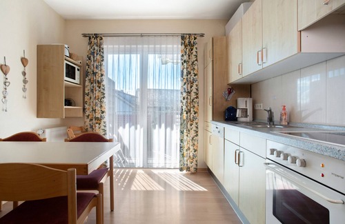Deggenhausertal Apartment | Apartment 'Schlüsselblume' with Shared Garden, Wi-Fi and Air Conditioning
