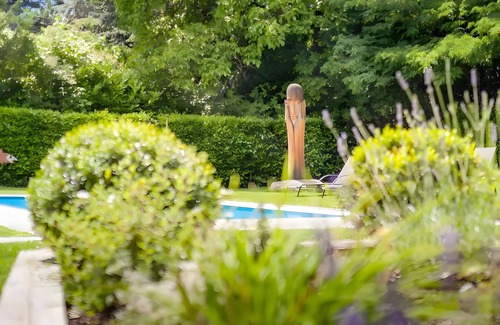 Silandro Apartment | Apartment 'Schnatzhof Typ A8' with Mountain View, Shared Pool and Wi-Fi