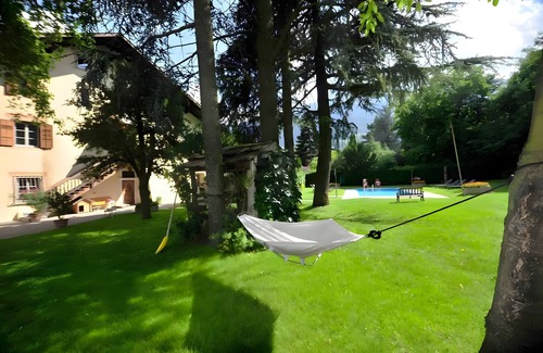 Silandro Apartment | Apartment 'Schnatzhof Typ A3' with Mountain View, Shared Pool and Wi-Fi
