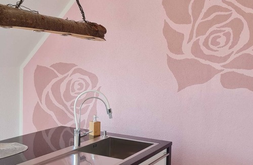Markdorf Apartment | Apartment Schnopp - 3-room apartment Schnopp, shower/bath/WC, 81 sqm, 1st floor.